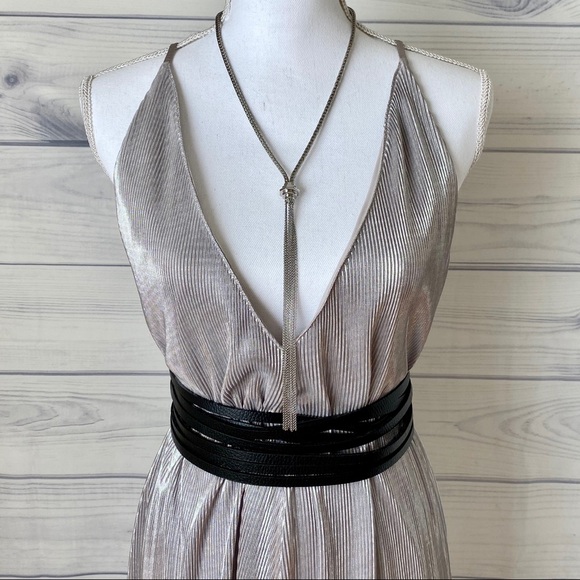 TOPSHOP I Metallic Deep V Neck Midi Dress (6) - Picture 5 of 8